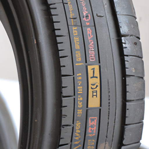 Ganzjahresreifen 255/55 R19